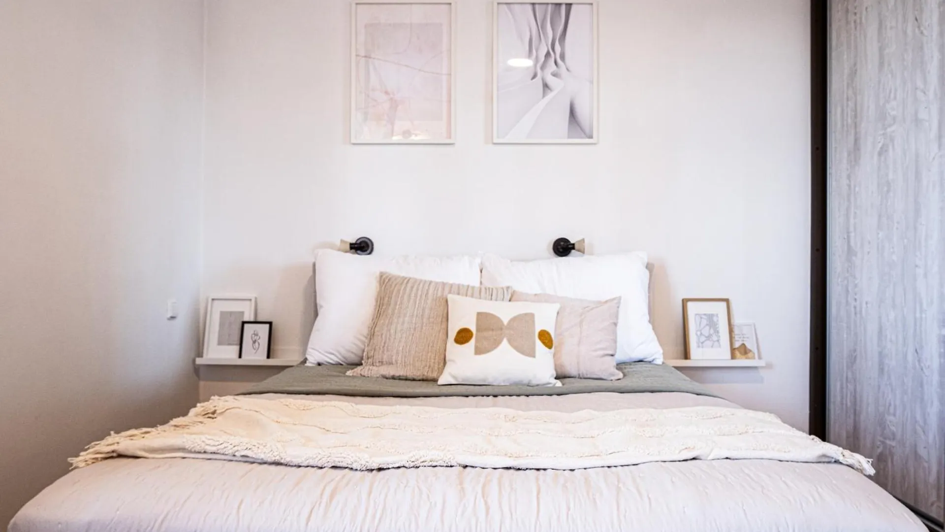 Trendy Holesovice Market 1 Bedroom Apartment Prague Czech Republic